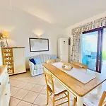 Tatil Evi Sant'elmo Vista Mare 200m Dalla Castiadas