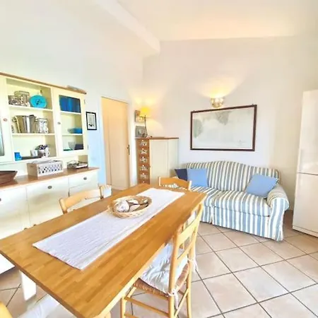 Sant'elmo Vista Mare 200m Dalla Holiday home *